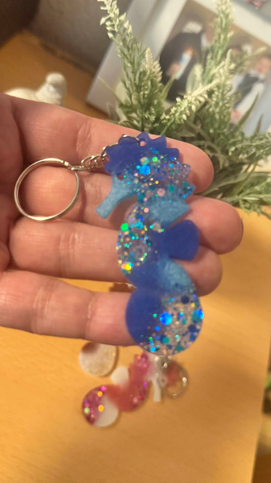 Handgemachter Einkaufswagenlöser, EpoxidharzSeepferd, Unikat, Handarbeit, Geschenk